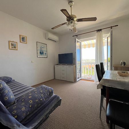 Apartments Vuksan Rab Town Bagian luar foto