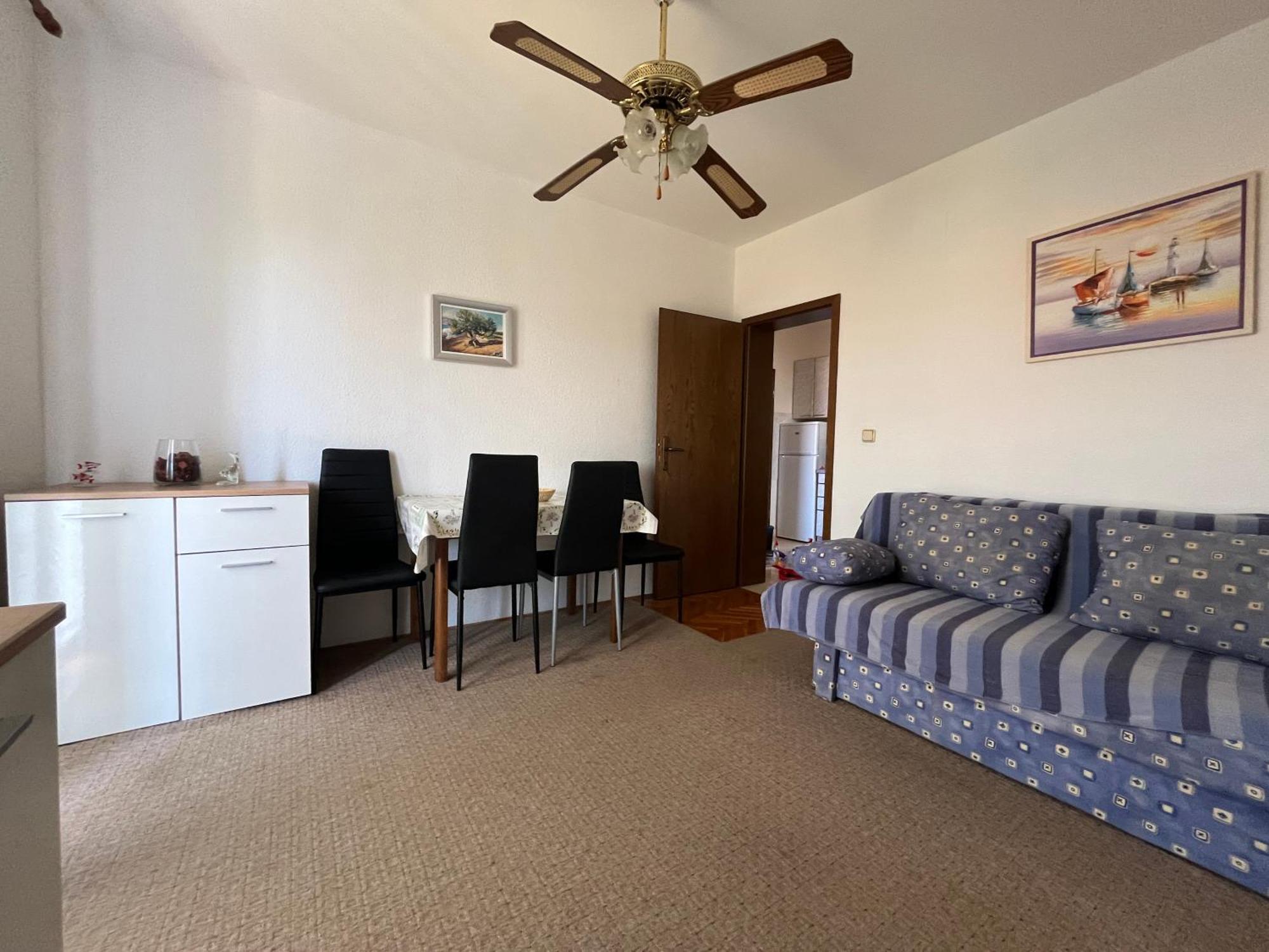 Apartments Vuksan Rab Town Bagian luar foto